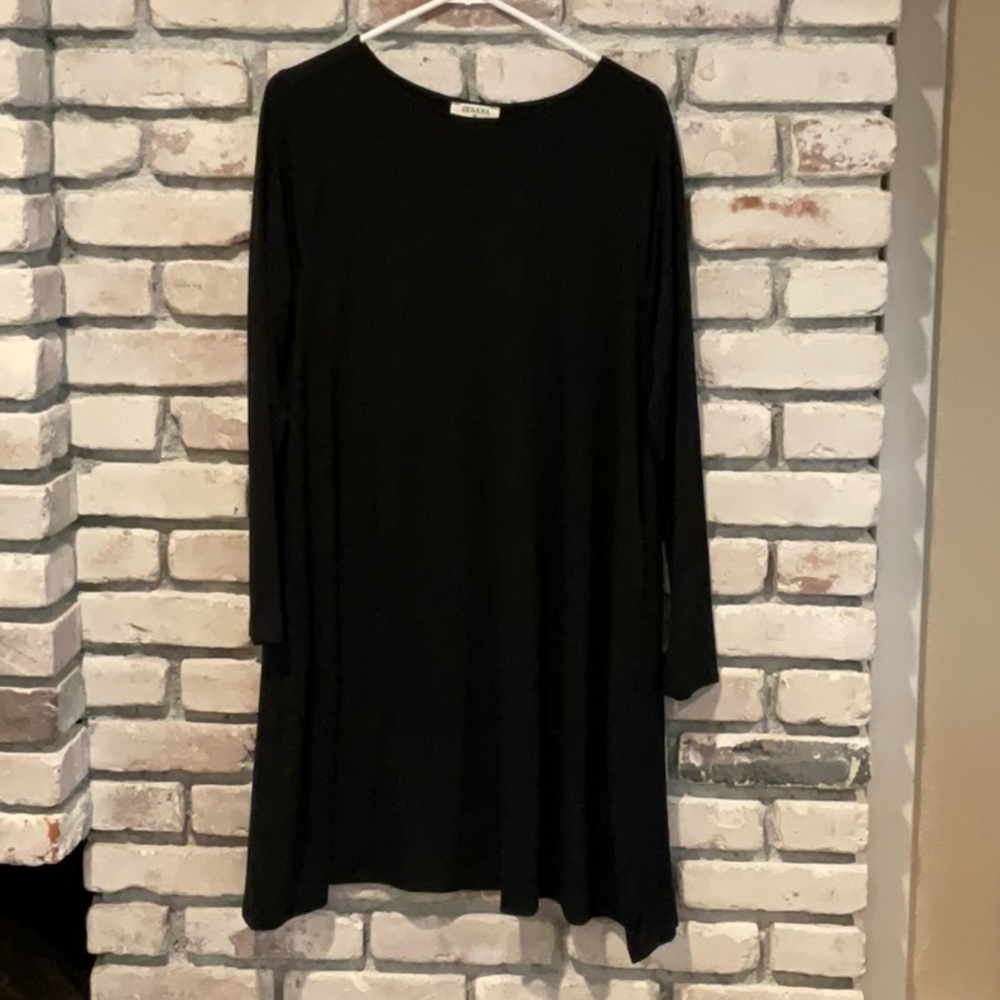 NWT Black Zenana Women’s Flared Swing Tunic Dress with Side Pockets, Size XL.